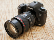 For Sale brand new Nikon D90, Nikon D700, Canon EOS 5D Mark III SLR